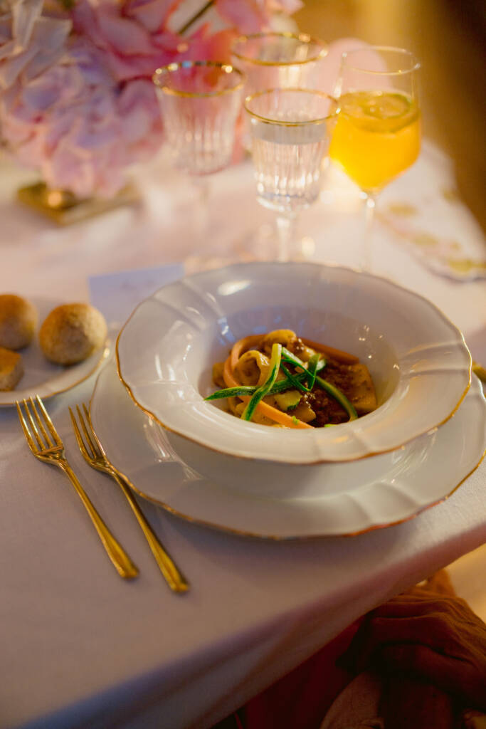 Luxury Wedding Catering in Tuscany: What to Expect for Your Destination Celebration