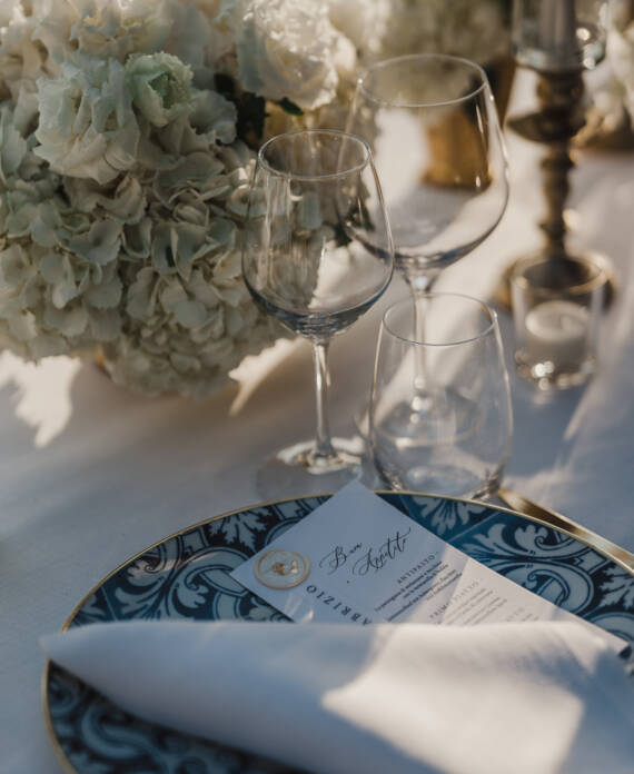 luxury wedding dinner