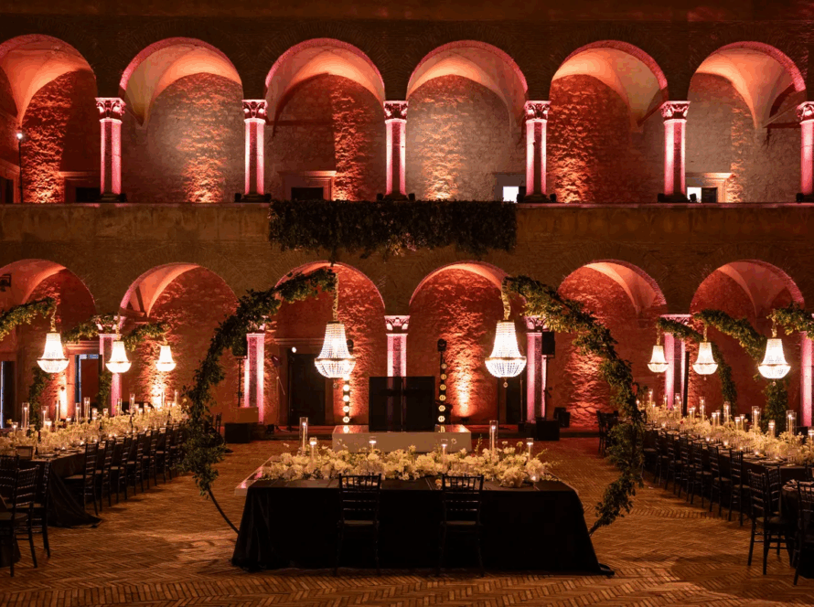 How to Plan a Destination Wedding Dinner in Tuscany